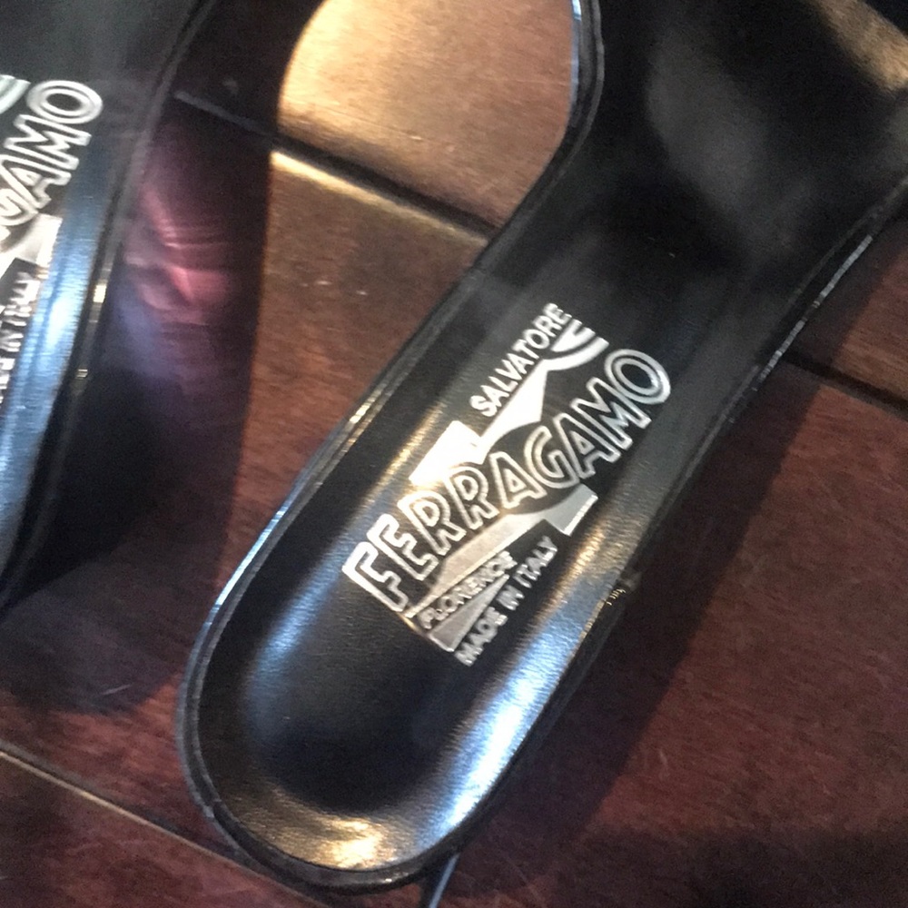 Sandals - Picture 4 of 4